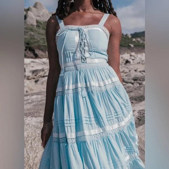 JessaKae Delores Dress - Medium - Picture 2 of 4